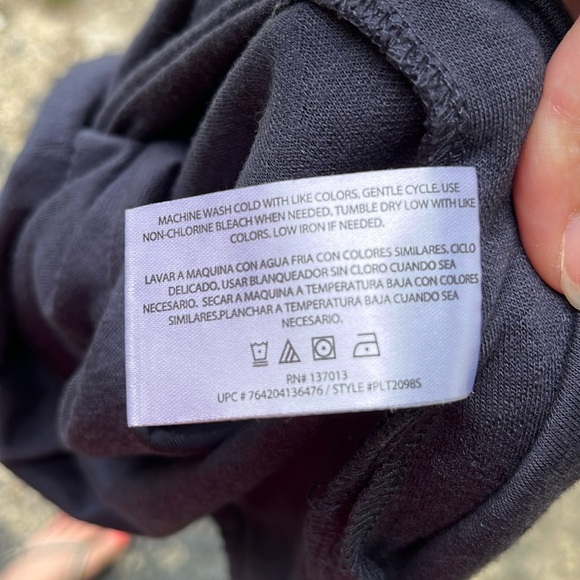 EUC dark blue Peace & Pearls very soft cold shoulder top - Picture 10 of 13